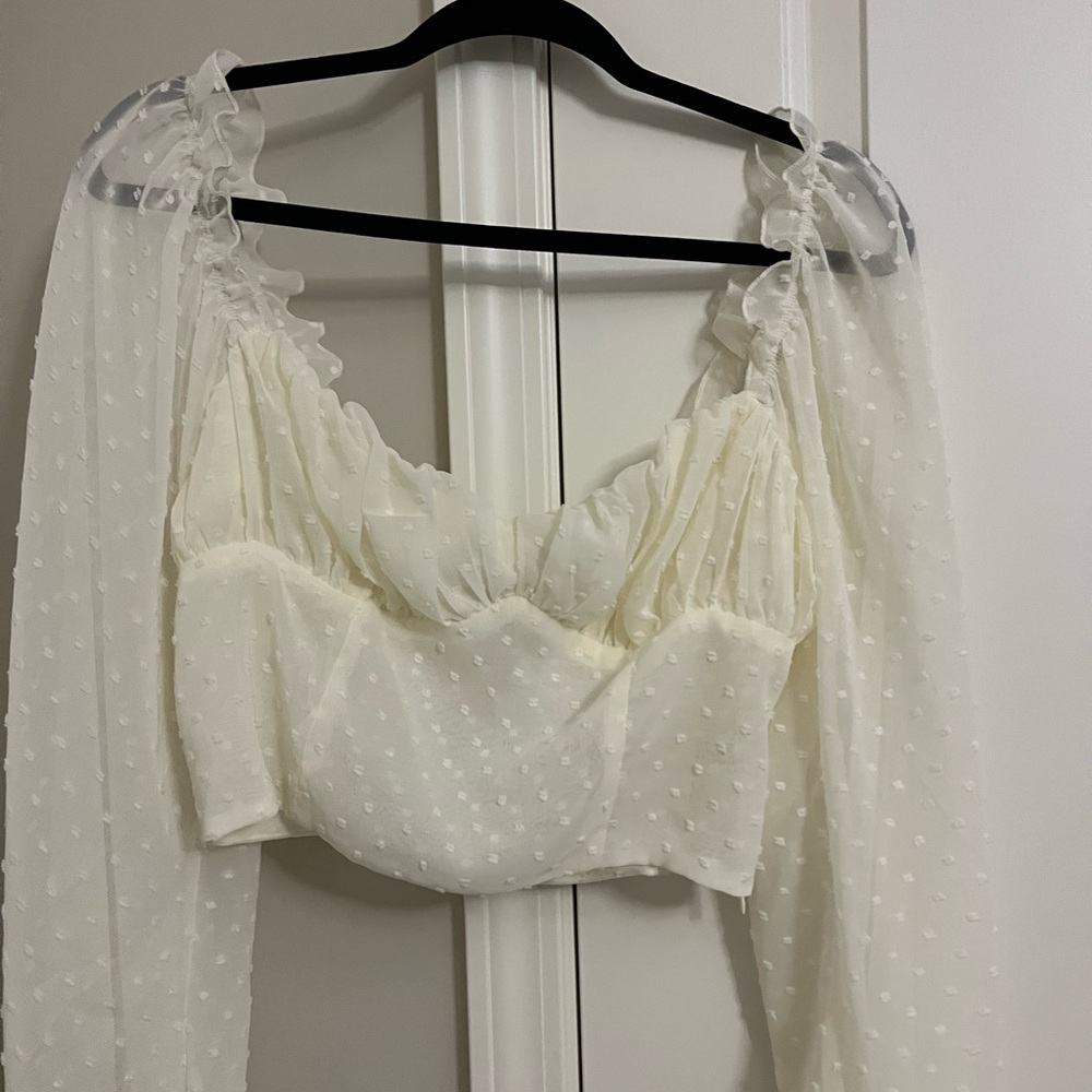 FINAL SALE: White over shoulder top